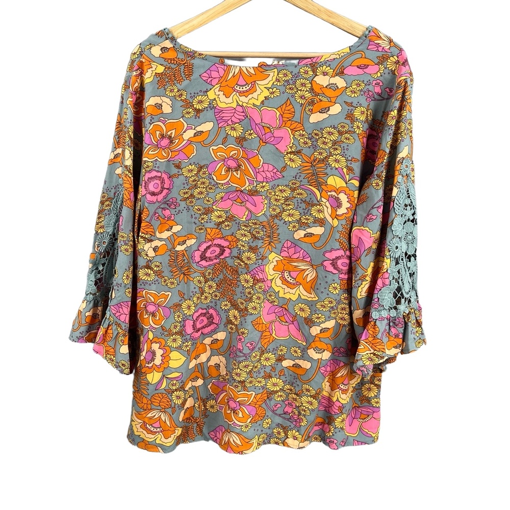 BloomChic Floral Bell Sleeve Boho Tunic Top V-Neck Retro Groovy Print 14-16 - Picture 3 of 5
